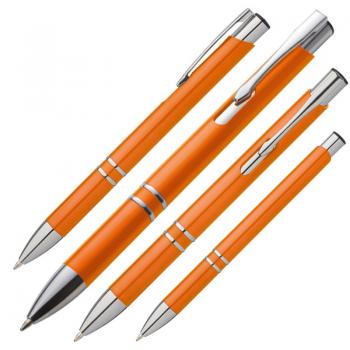 10 Kugelschreiber aus Kunststoff / Farbe: orange