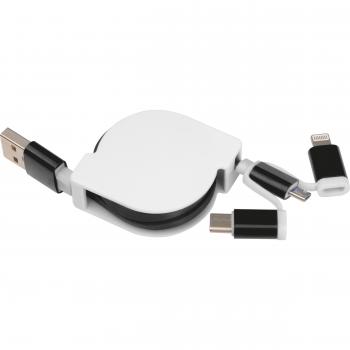 Ausziehbares Ladekabel mit iOS, C-Type und Micro USB Anschluss / Farbe: schwarz