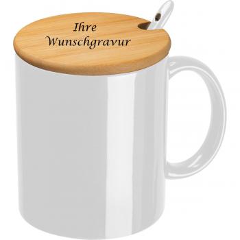 Keramiktasse mit Löffel und Bambusdeckel mit Gravur / Farbe: weiß