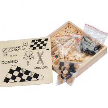 Spieleset in einer Holzbox mit Schach, Mikado, Dame, Domino mit Gravur