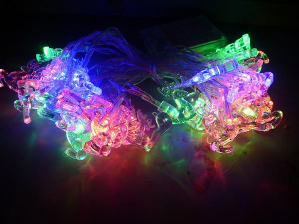 LED-Lichterkette "Reh" mit 30 farbigen LED's / für innen